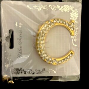 Elegant rhinestone letter “C” brooch